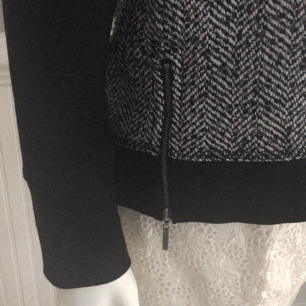 Tweed Sweatshirt - Picture 5 of 8